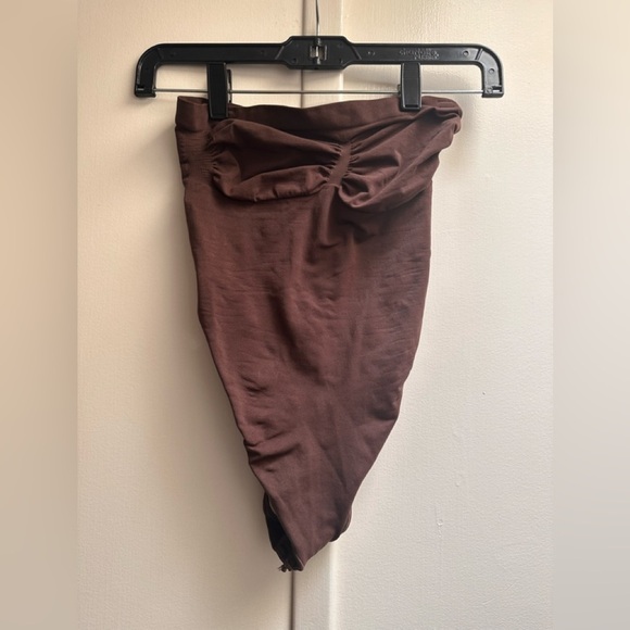 SKIMS Seamless Sculpt strapless thong bodysuit Cocoa NWOT XL - Picture 5 of 8